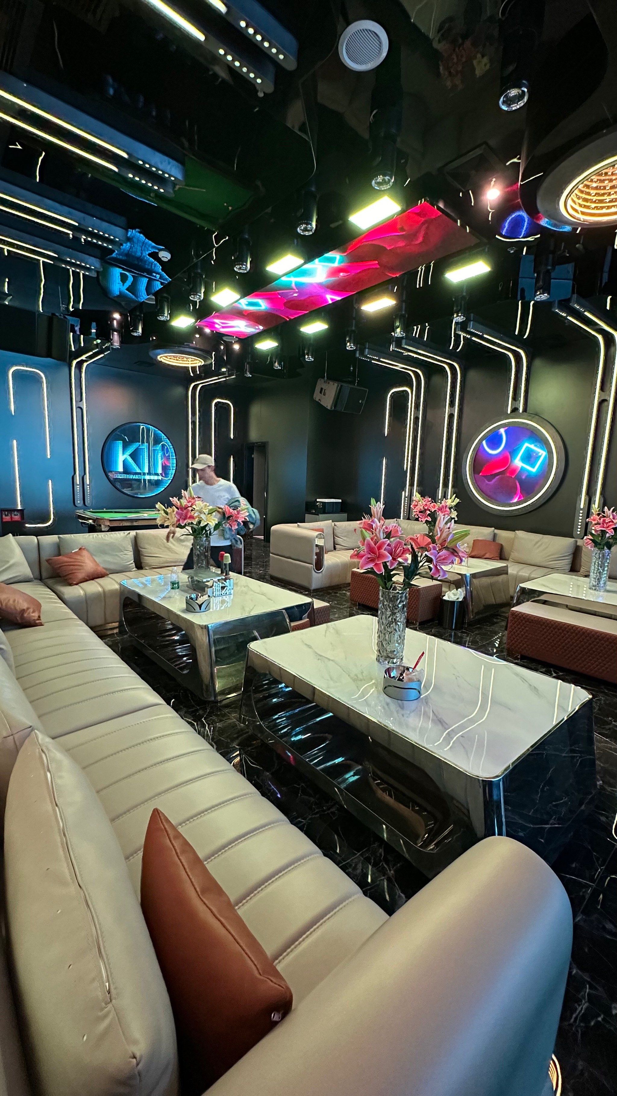 商务ktv组局攻略-越秀区ktv预订